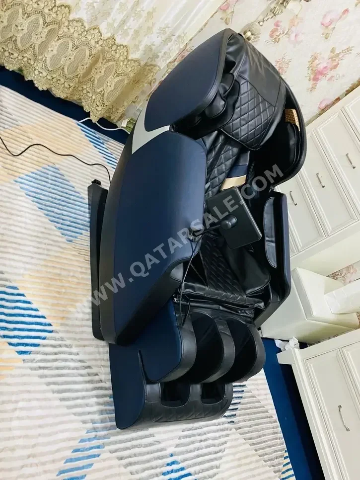 Massage Chair BodyHealthTec  Black  China  All Body  4D