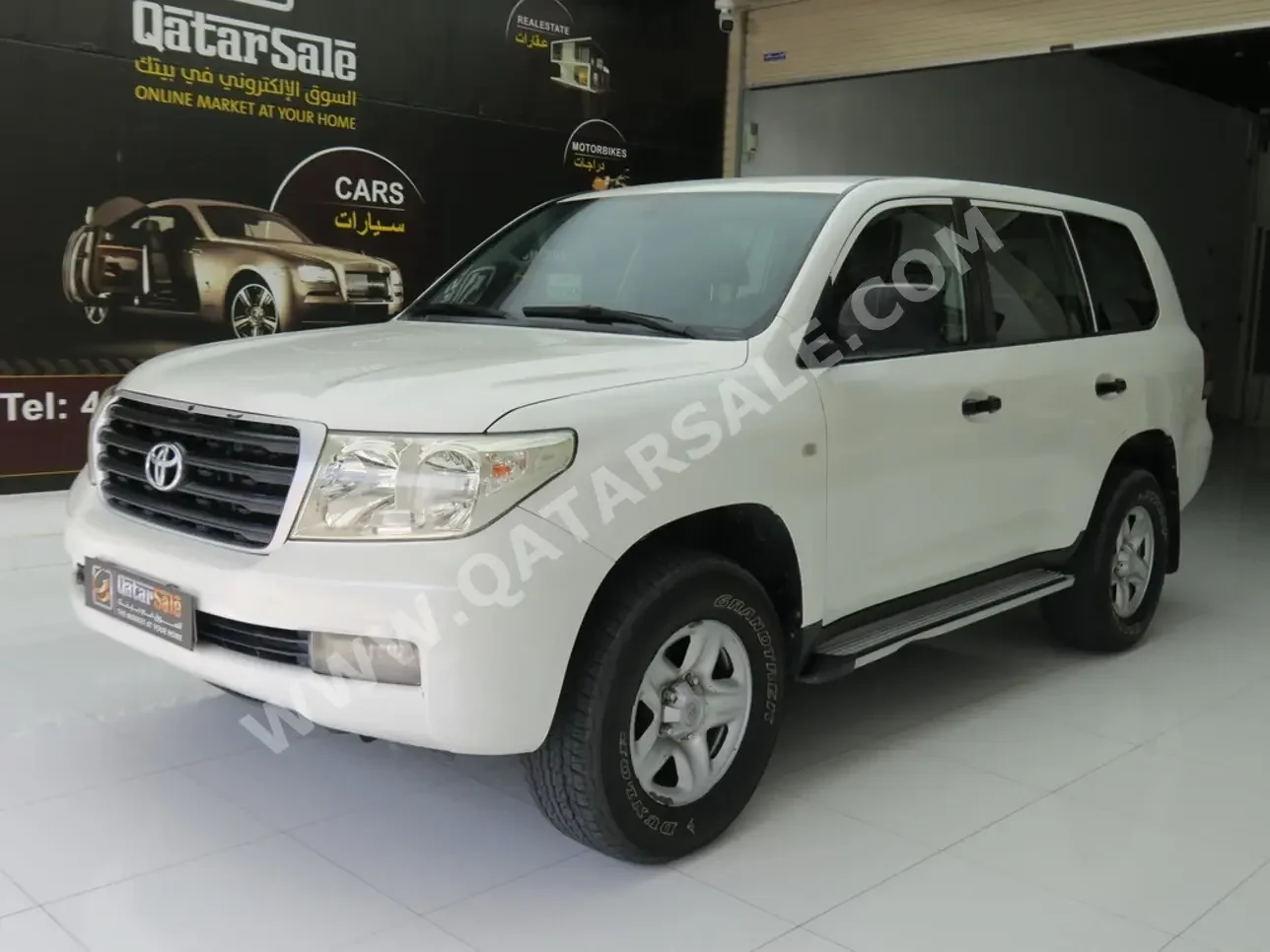 Toyota  Land Cruiser  G  2010  Automatic  177,000 Km  6 Cylinder  Four Wheel Drive (4WD)  SUV  White
