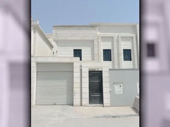 1 Bedrooms  Studio  For Rent  in Umm Salal -  Umm Al Amad  Fully Furnished