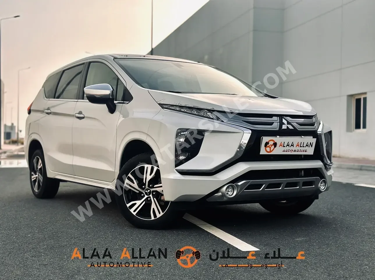 Mitsubishi  Xpander  2022  Automatic  0 Km  4 Cylinder  Front Wheel Drive (FWD)  SUV  White  With Warranty