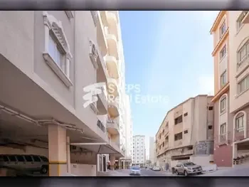 مباني ,ابراج ومجمعات سكن عائلي  الدوحة  نجمة  للبيع
