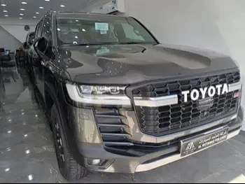 Toyota  Land Cruiser  GR Sport Twin Turbo  2024  Automatic  0 Km  6 Cylinder  Four Wheel Drive (4WD)  SUV  Gray  With Warranty