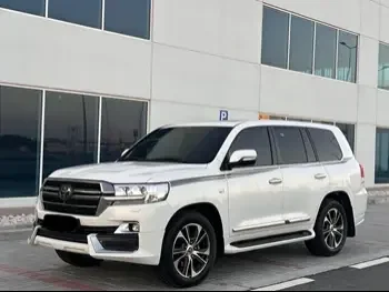 Toyota  Land Cruiser  VXR- Grand Touring S  2020  Automatic  156,000 Km  8 Cylinder  Four Wheel Drive (4WD)  SUV  White
