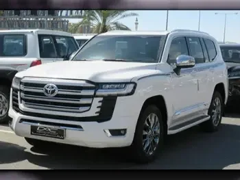 Toyota  Land Cruiser  VX Twin Turbo  2023  Automatic  8,000 Km  6 Cylinder  Four Wheel Drive (4WD)  SUV  White  With Warranty