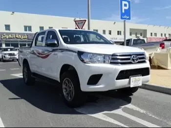 Toyota  Hilux  SR5  2020  Automatic  160,000 Km  4 Cylinder  Four Wheel Drive (4WD)  Pick Up  White