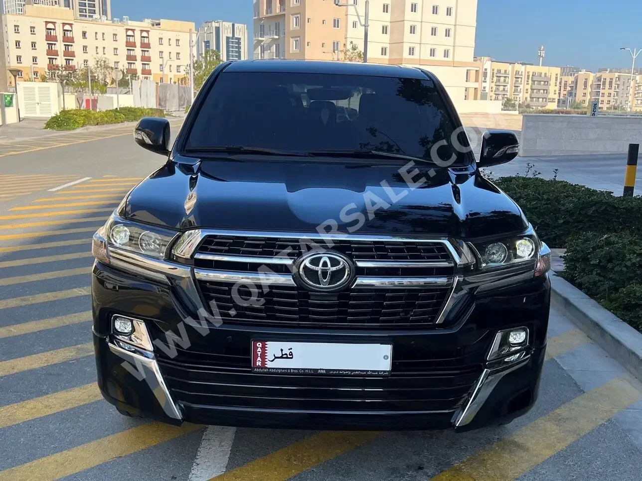 Toyota  Land Cruiser  GXR- Grand Touring  2021  Automatic  72,000 Km  8 Cylinder  Four Wheel Drive (4WD)  SUV  Black