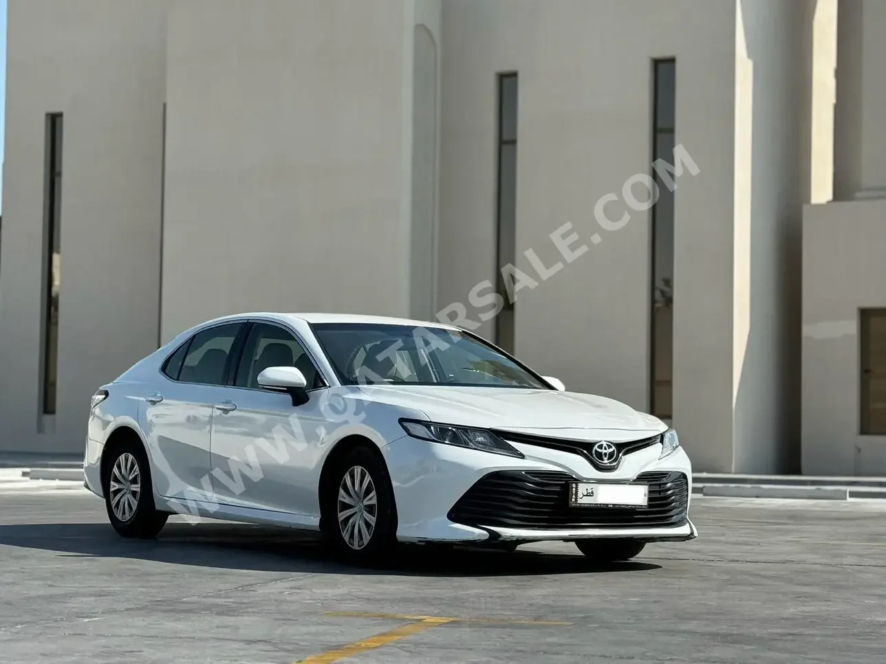 Toyota  Camry  LE  2019  Automatic  106,000 Km  4 Cylinder  Front Wheel Drive (FWD)  Sedan  White