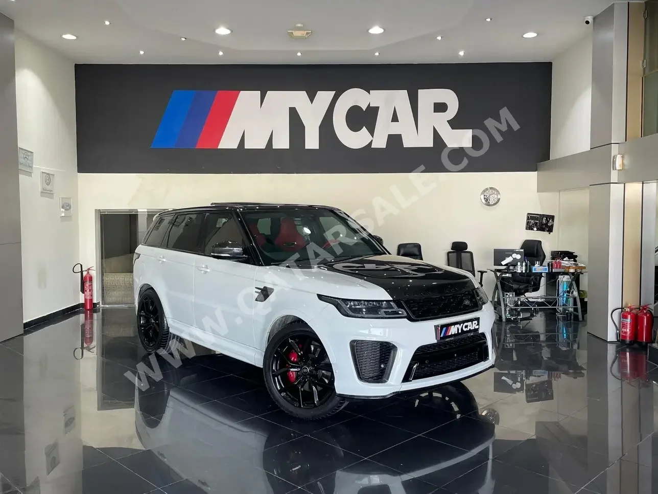 Land Rover  Range Rover  Sport SVR  2019  Automatic  86,000 Km  8 Cylinder  Four Wheel Drive (4WD)  SUV  White  With Warranty