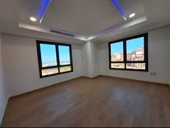 2 Bedrooms  Apartment  For Rent  Doha -  The Pearl  Not Furnished