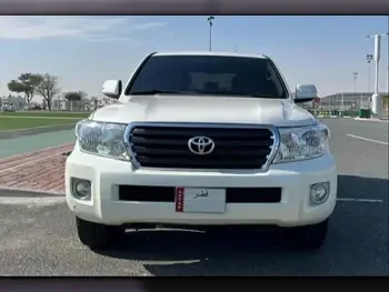 Toyota  Land Cruiser  G Limited  2014  Automatic  220,000 Km  6 Cylinder  Four Wheel Drive (4WD)  SUV  Pearl