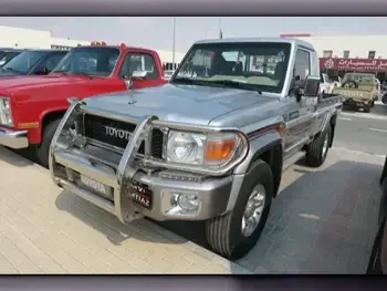 Toyota  Land Cruiser  LX  2021  Manual  90,000 Km  6 Cylinder  Four Wheel Drive (4WD)  Pick Up  Silver