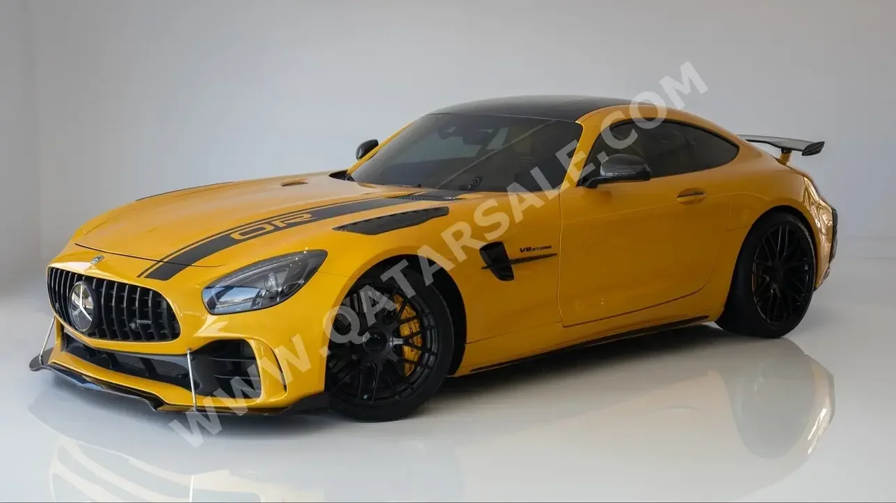 Mercedes-Benz  GT  S AMG  2016  Automatic  86,000 Km  6 Cylinder  Rear Wheel Drive (RWD)  Coupe / Sport  Yellow