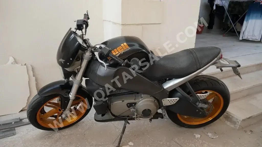 Harley Davidson  buell 1125r - Year 2009 - Color Black - Gear Type Manual - Mileage 23000 Km