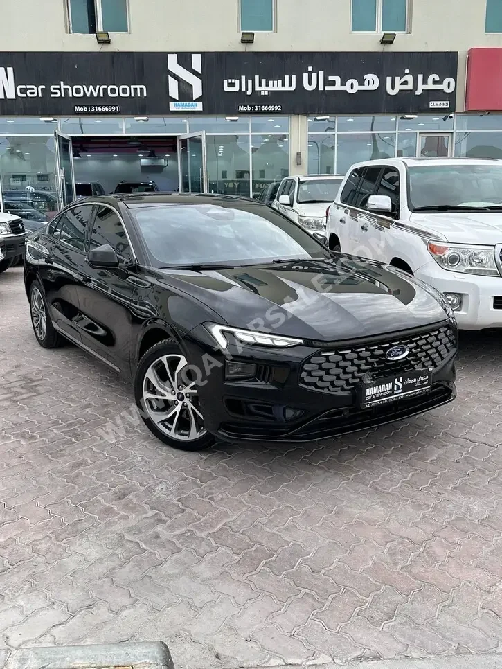 Ford Taurus Black 2024 For Sale in Qatar