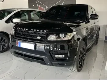 Land Rover  Range Rover  HSE  2015  Automatic  125,000 Km  8 Cylinder  Four Wheel Drive (4WD)  SUV  Black