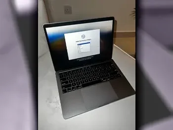 Laptops Apple  MacBook Pro 13 Inch  2019  Space Gray  MacOS  Apple  M2 Pro Memory (Ram): 8 GB