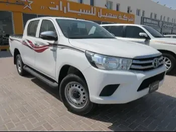 Toyota  Hilux  2020  Automatic  69,000 Km  4 Cylinder  Four Wheel Drive (4WD)  Pick Up  White