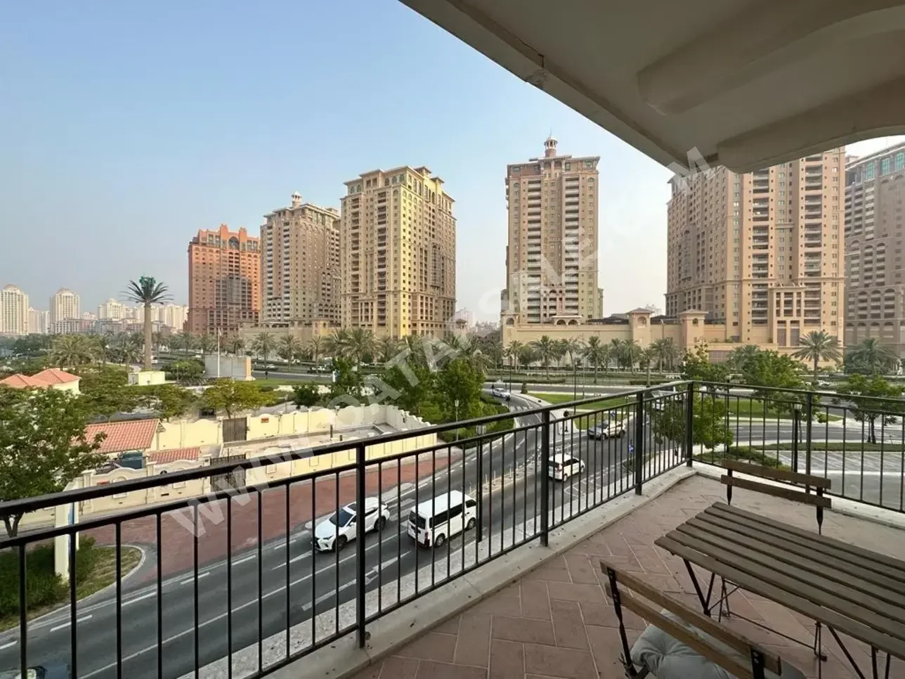 1 Bedrooms  Apartment  For Sale  Doha -  The Pearl  Fully Furnished