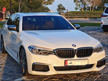 BMW  5-Series  550i  2017  Automatic  200,000 Km  8 Cylinder  All Wheel Drive (AWD)  Sedan  White