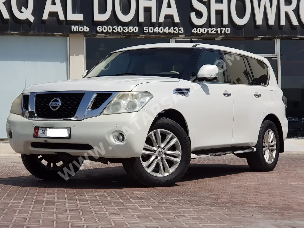 Nissan  Patrol  LE  2012  Automatic  210,000 Km  8 Cylinder  Four Wheel Drive (4WD)  SUV  White