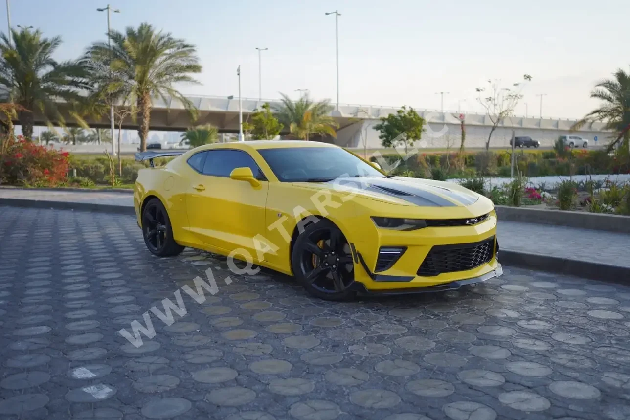 Chevrolet  Camaro  SS  2017  Automatic  75,000 Km  8 Cylinder  Rear Wheel Drive (RWD)  Coupe / Sport  Yellow