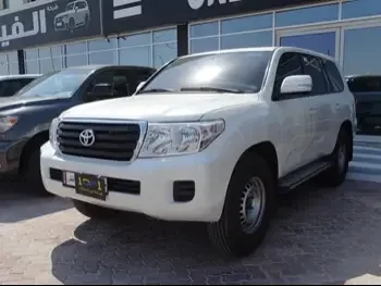 Toyota  Land Cruiser  G  2013  Automatic  283,000 Km  6 Cylinder  Four Wheel Drive (4WD)  SUV  White