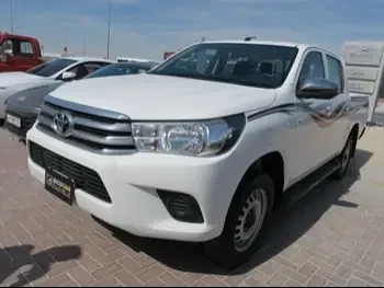 Toyota  Hilux  2020  Automatic  65,000 Km  4 Cylinder  Four Wheel Drive (4WD)  Pick Up  White