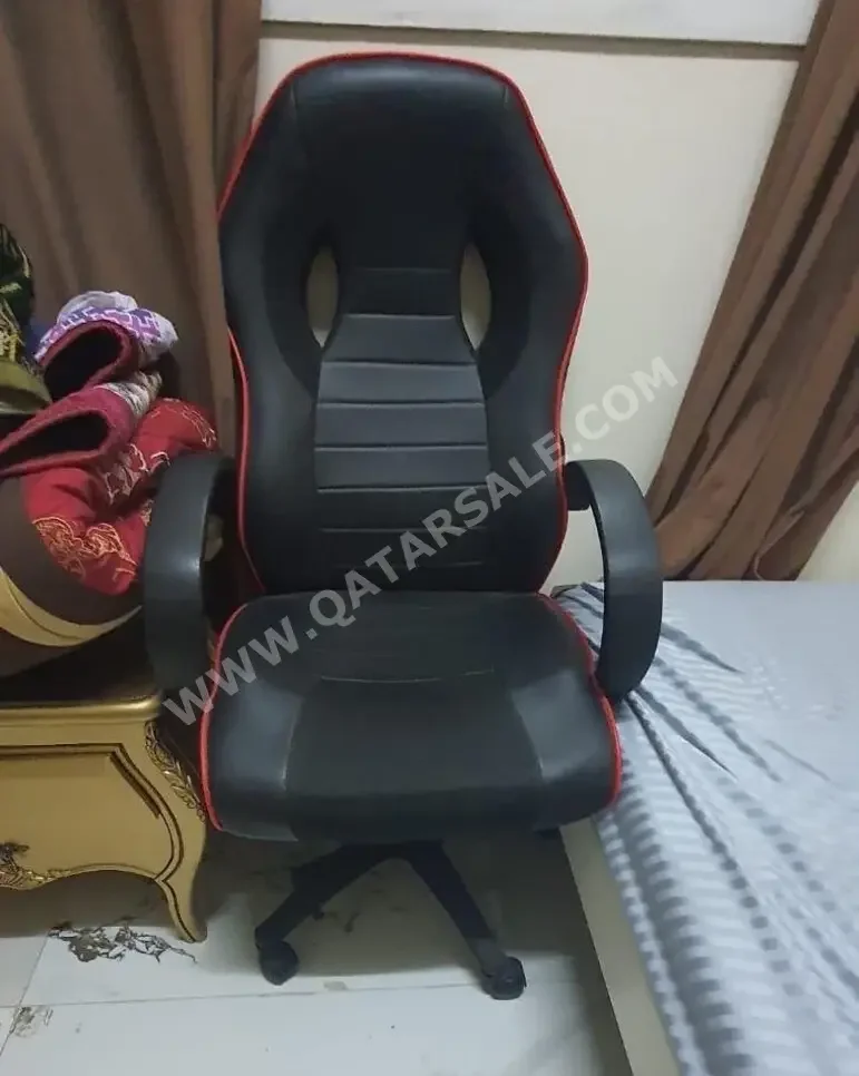 Desk Chairs Gaming Chair  Black