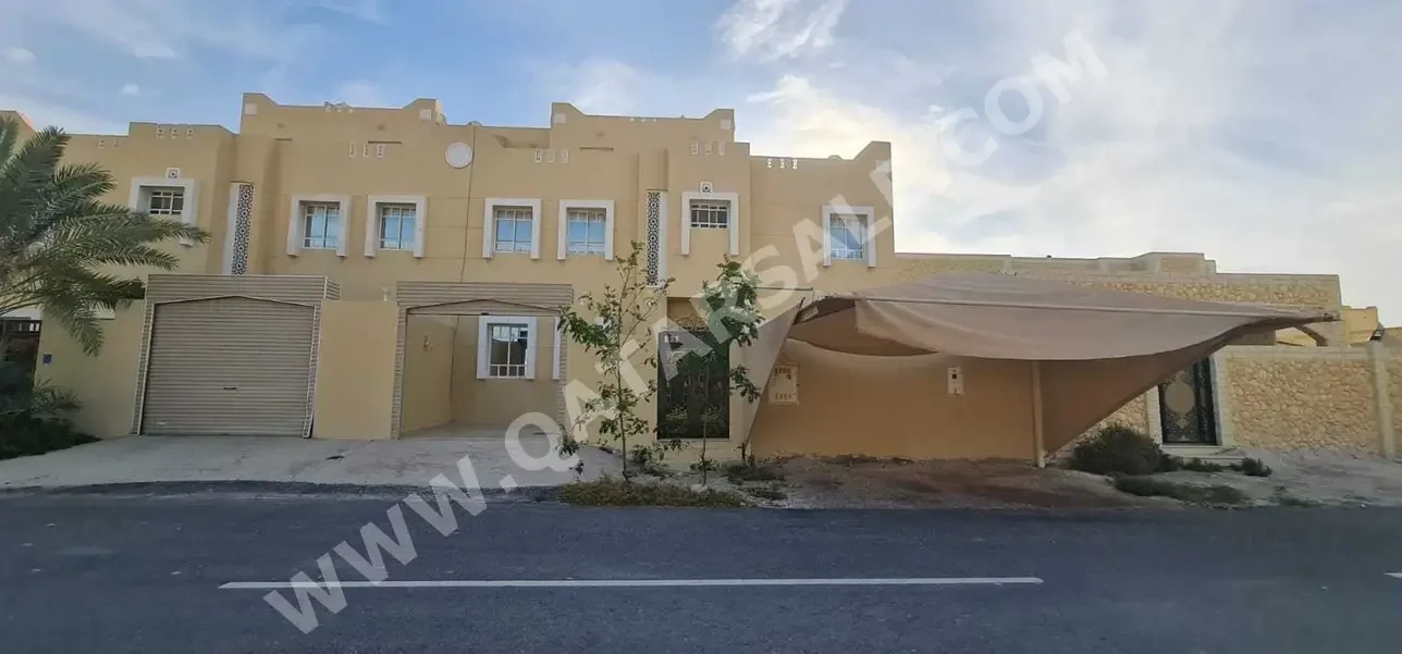Family Residential  Not Furnished  Al Wakrah  Al Wakrah  5 Bedrooms