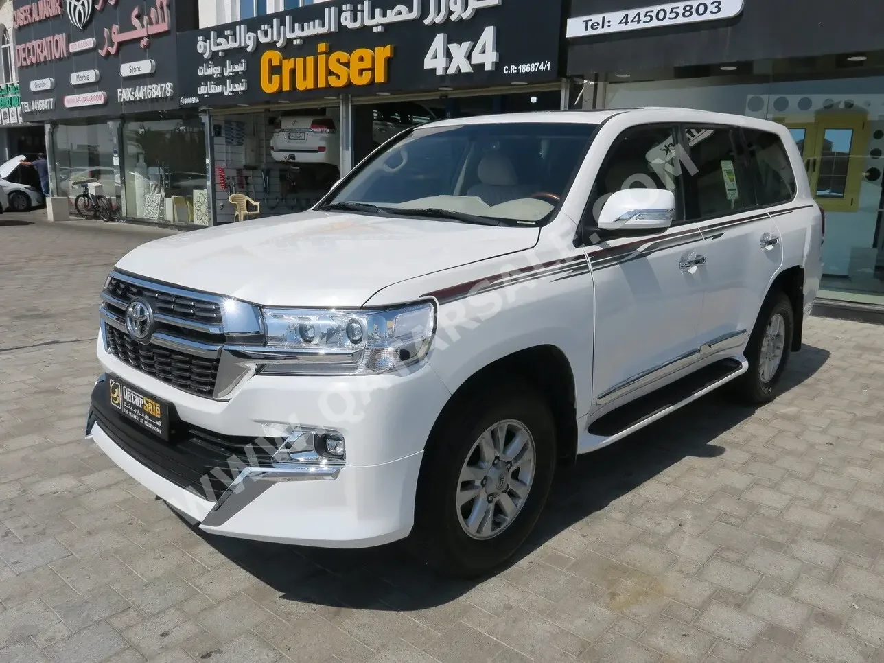  Toyota  Land Cruiser  GX  2011  Automatic  380,000 Km  6 Cylinder  Four Wheel Drive (4WD)  SUV  White  With Warranty