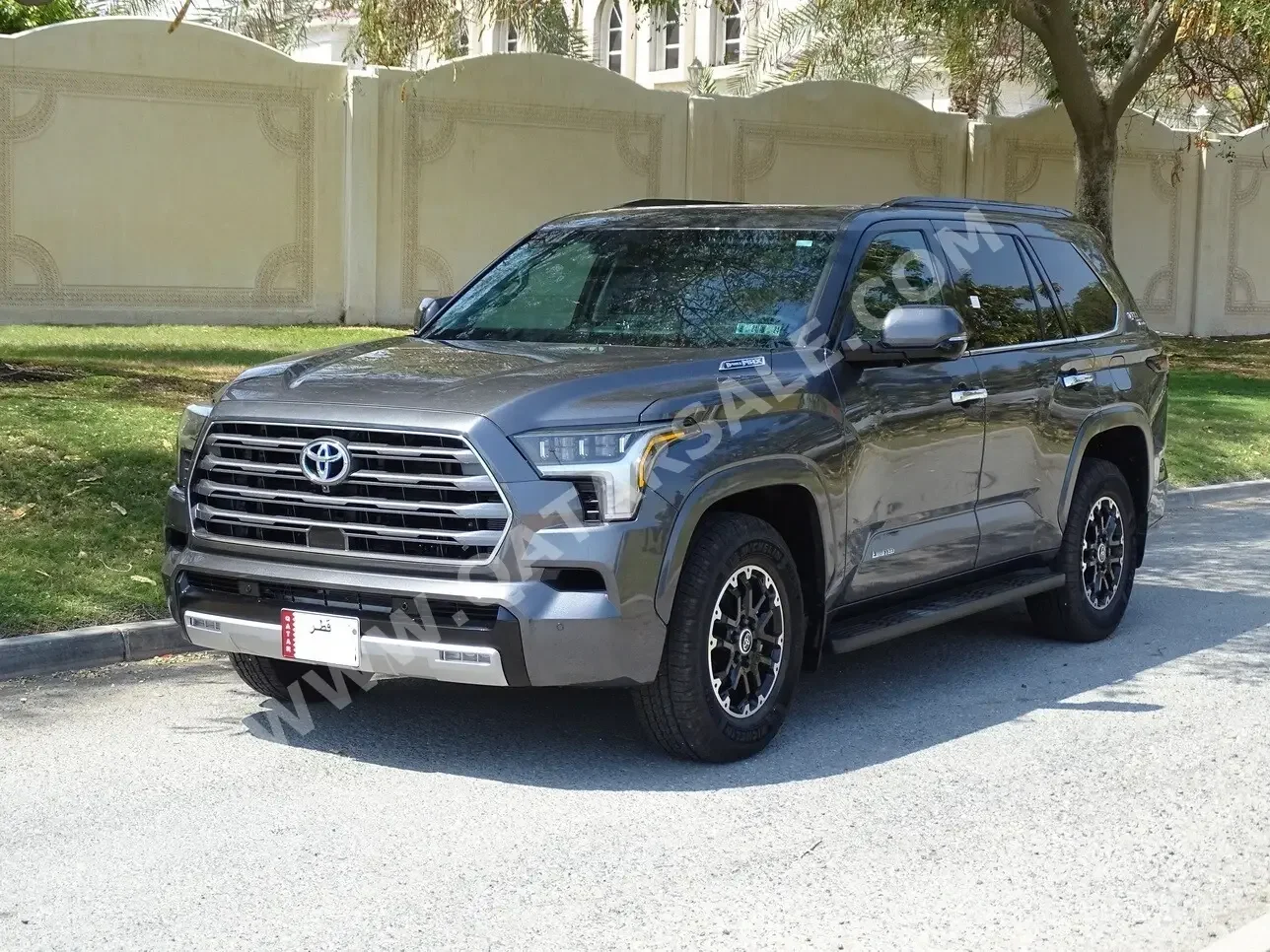 Toyota  Sequoia  Limited  2023  Automatic  0 Km  6 Cylinder  Four Wheel Drive (4WD)  SUV  Gray  With Warranty