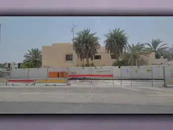 Family Residential  Semi Furnished  Doha  Al Dafna  5 Bedrooms