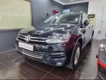 Volkswagen  Touareg  2015  Automatic  1,299,000 Km  6 Cylinder  Four Wheel Drive (4WD)  SUV  Black