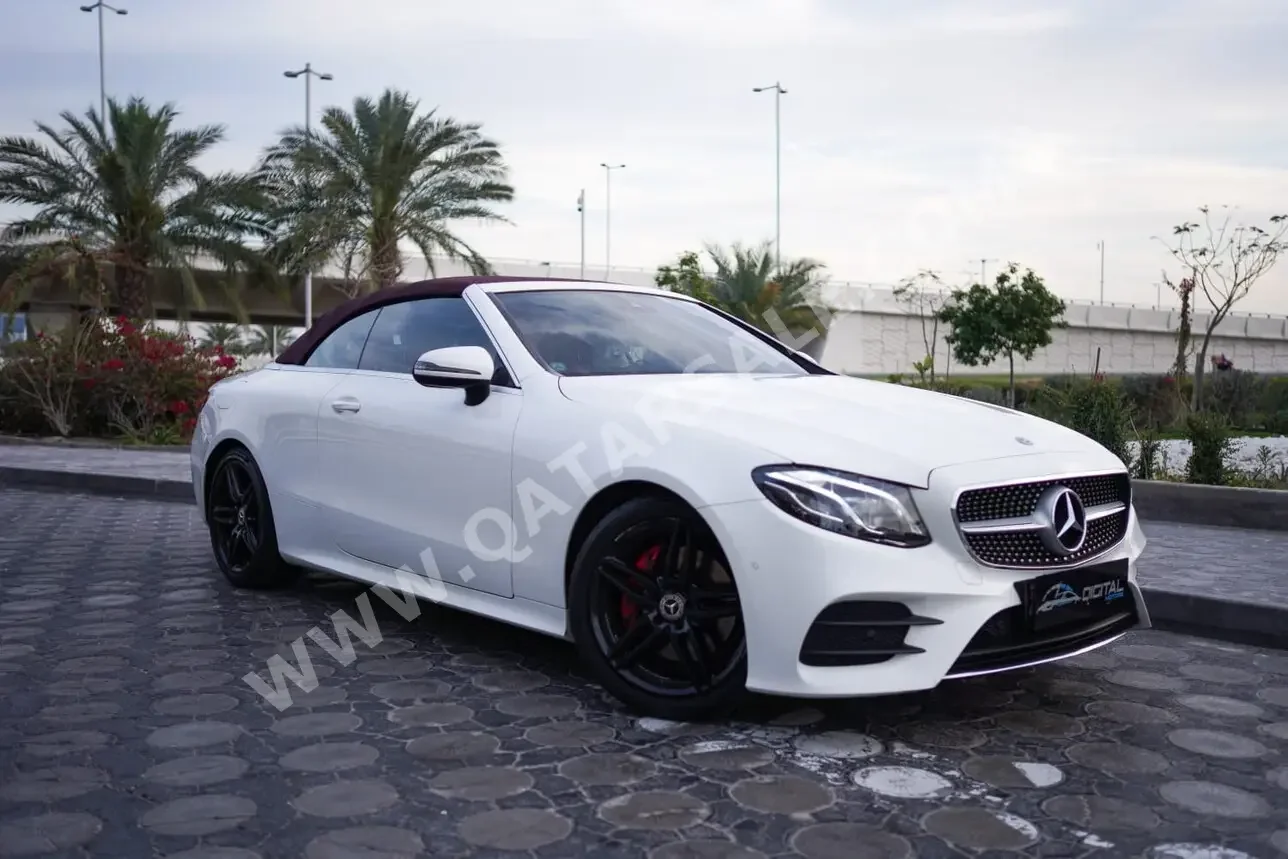 Mercedes-Benz  E-Class  300  2018  Automatic  50,000 Km  6 Cylinder  Rear Wheel Drive (RWD)  Convertible  White