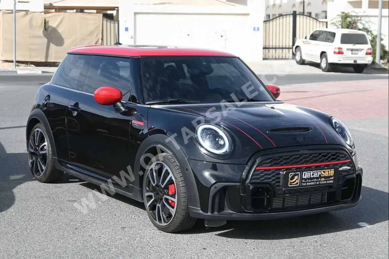 Mini  Cooper  JCW  2022  Automatic  26,000 Km  4 Cylinder  Front Wheel Drive (FWD)  Hatchback  Black  With Warranty