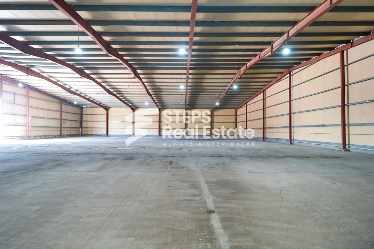 Warehouses & Stores Al Wakrah  Birkat Al-Awamer Area Size: 2000 Square Meter