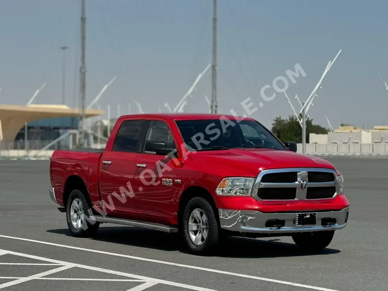 Dodge  Ram  1500  2017  Automatic  138,000 Km  8 Cylinder  Four Wheel Drive (4WD)  Pick Up  Red