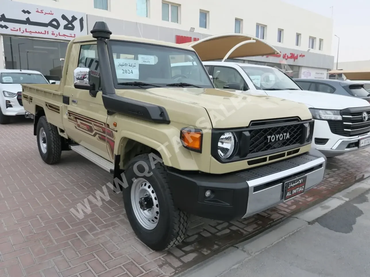Toyota  Land Cruiser  LX  2024  Manual  0 Km  8 Cylinder  Four Wheel Drive (4WD)  Pick Up  Beige  With Warranty