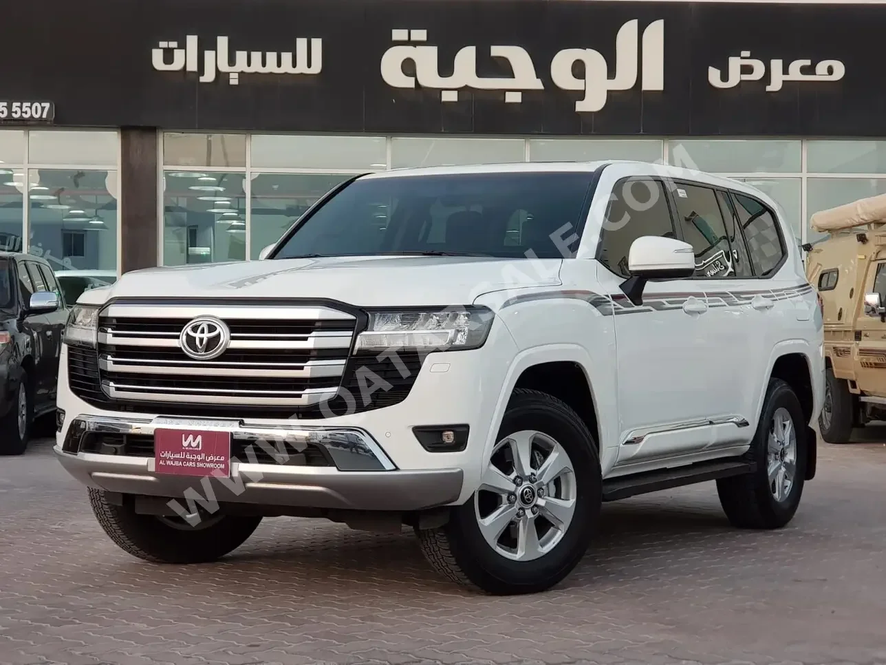 Toyota  Land Cruiser  GXR Twin Turbo  2023  Automatic  20,000 Km  6 Cylinder  Four Wheel Drive (4WD)  SUV  White  With Warranty