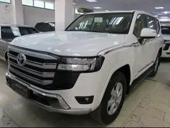 Toyota  Land Cruiser  GXR Twin Turbo  2024  Automatic  3,000 Km  6 Cylinder  Four Wheel Drive (4WD)  SUV  White  With Warranty