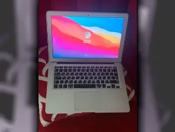 Laptops Apple  MacBook Air  2015  Silver  MacOS  Apple  M2 Memory (Ram): 4 GB