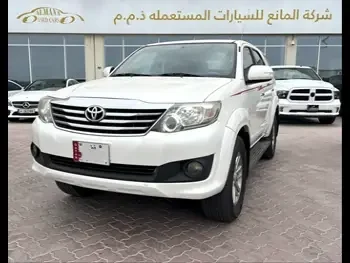Toyota  Fortuner  SR5  2014  Automatic  280,000 Km  4 Cylinder  Four Wheel Drive (4WD)  SUV  White