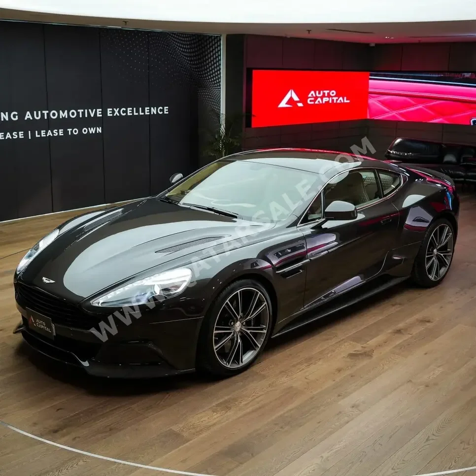 Aston Martin  Vanquish  2015  Automatic  4,000 Km  6 Cylinder  Rear Wheel Drive (RWD)  Sedan  Black