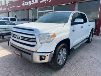 Toyota  Tundra  Edition 1794  2016  Automatic  288,000 Km  8 Cylinder  Four Wheel Drive (4WD)  Pick Up  White