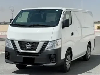 Nissan  Urvan  NV350  2022  Manual  20,000 Km  4 Cylinder  Rear Wheel Drive (RWD)  Van / Bus  White  With Warranty