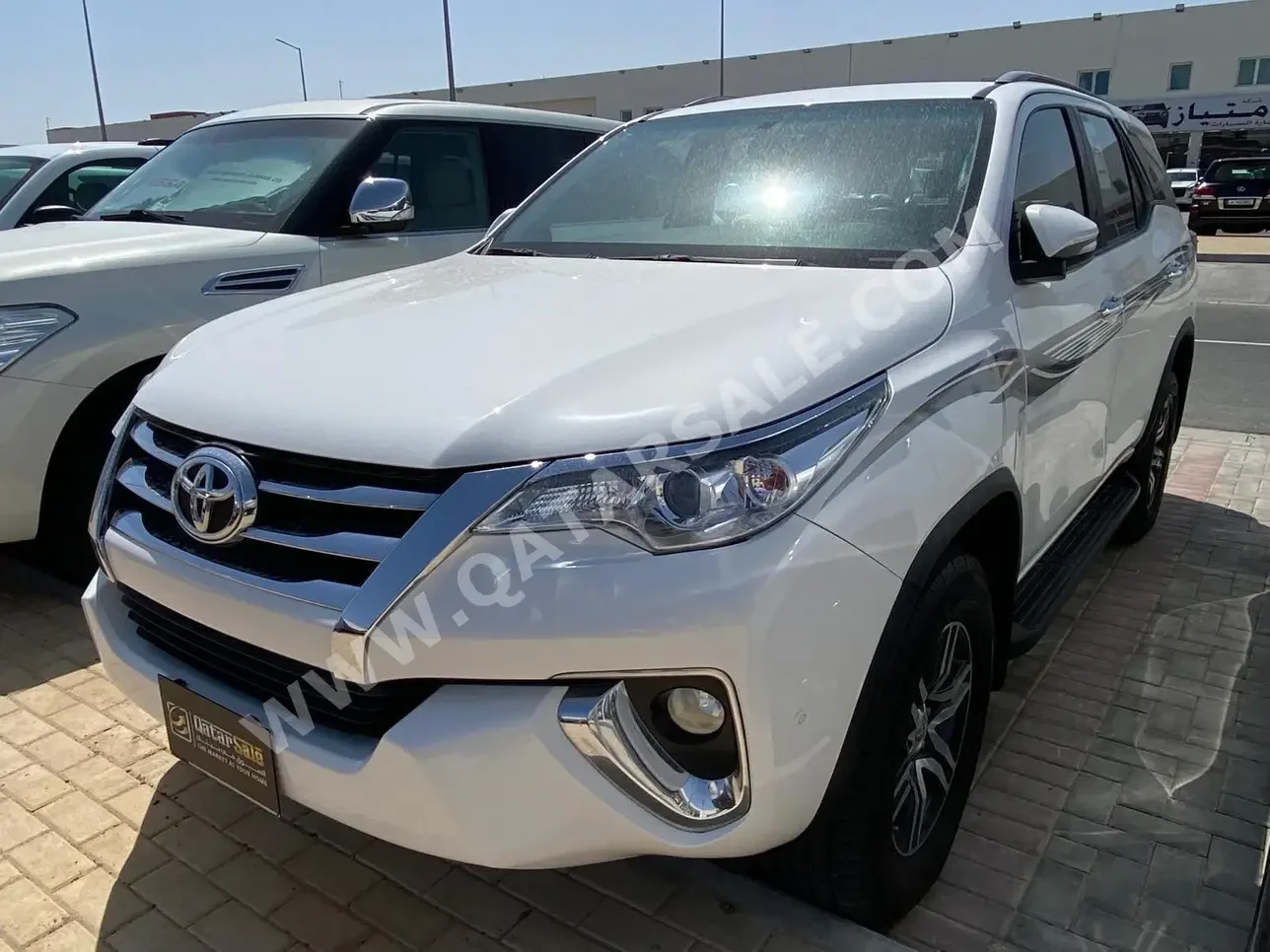 Toyota  Fortuner  2020  Automatic  33,000 Km  4 Cylinder  Four Wheel Drive (4WD)  SUV  White