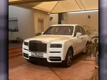  Rolls-Royce  Cullinan  2023  Automatic  2,500 Km  12 Cylinder  Four Wheel Drive (4WD)  SUV  White  With Warranty
