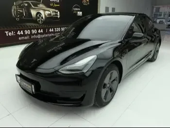 Tesla  Model 3  2022  Automatic  2,700 Km  0 Cylinder  Rear Wheel Drive (RWD)  Sedan  Black  With Warranty