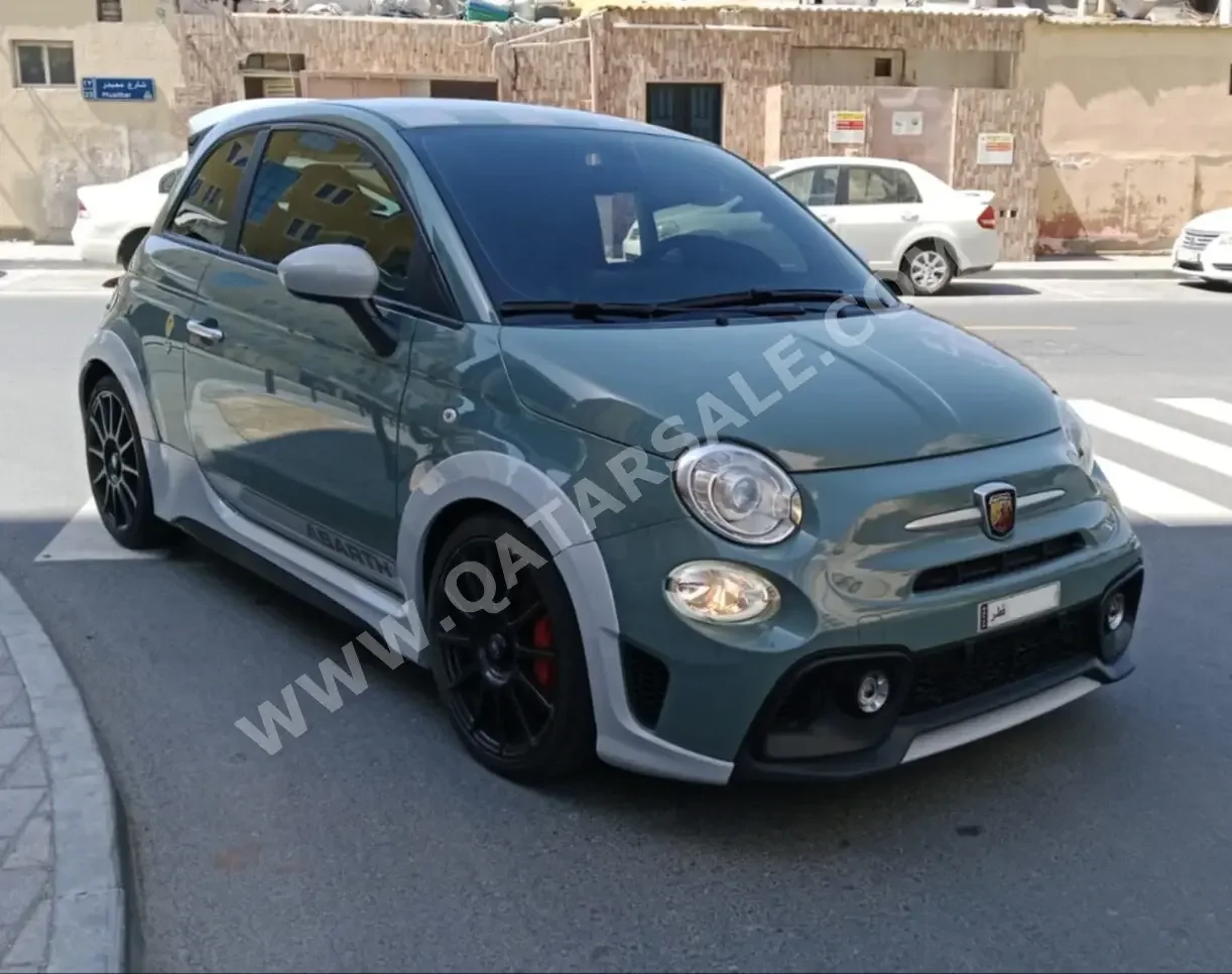 Fiat  695  Abarth  2020  Automatic  73,000 Km  4 Cylinder  Front Wheel Drive (FWD)  Hatchback  Green
