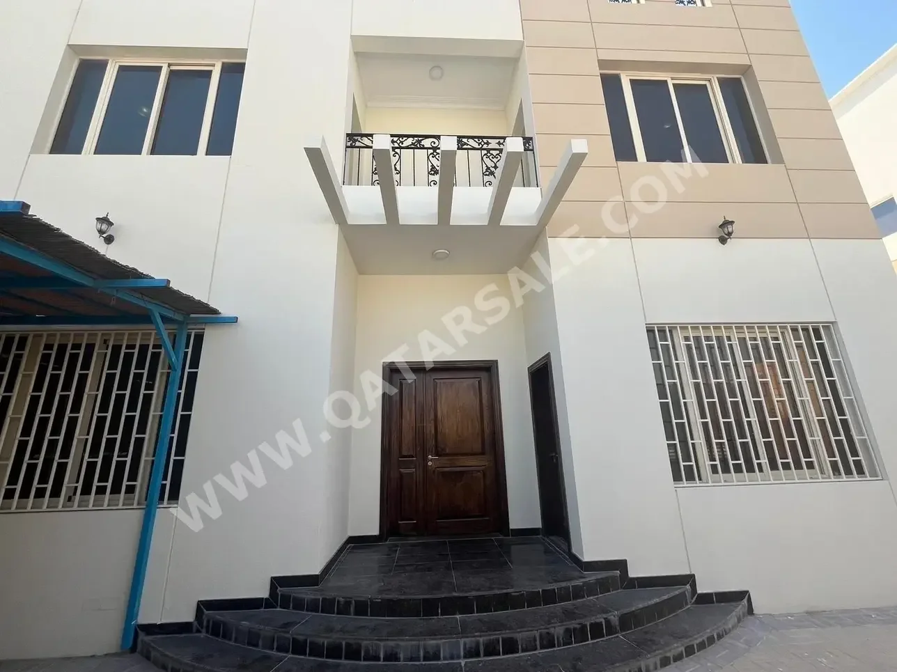 Labour Camp Family Residential  - Not Furnished  - Al Daayen  - Wadi Al Banat  - 5 Bedrooms